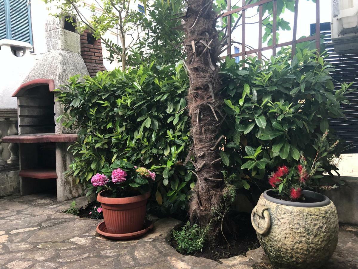 Apartment Garden Malinska Luaran gambar